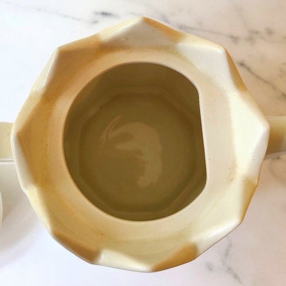 Unique Vintage Blue Willow Style Teapot - Picture 6 of 6